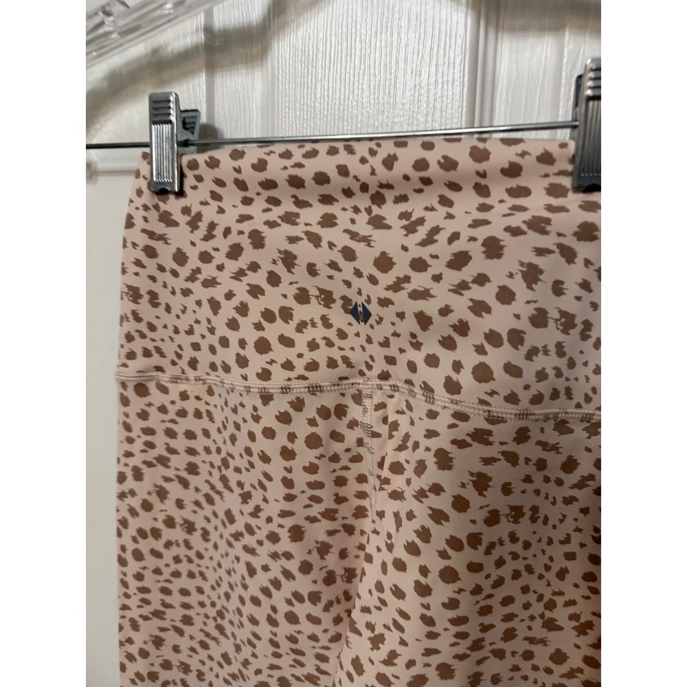 Tavi Active Womens High Waisted Leopard Print Leggings Tan Brown Size S 7/8 Crop - Picture 7 of 8
